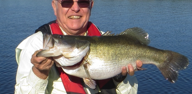 Tom Dillon with his personal best 9 lbs 2 oz out of Longbranch - Yates Place.